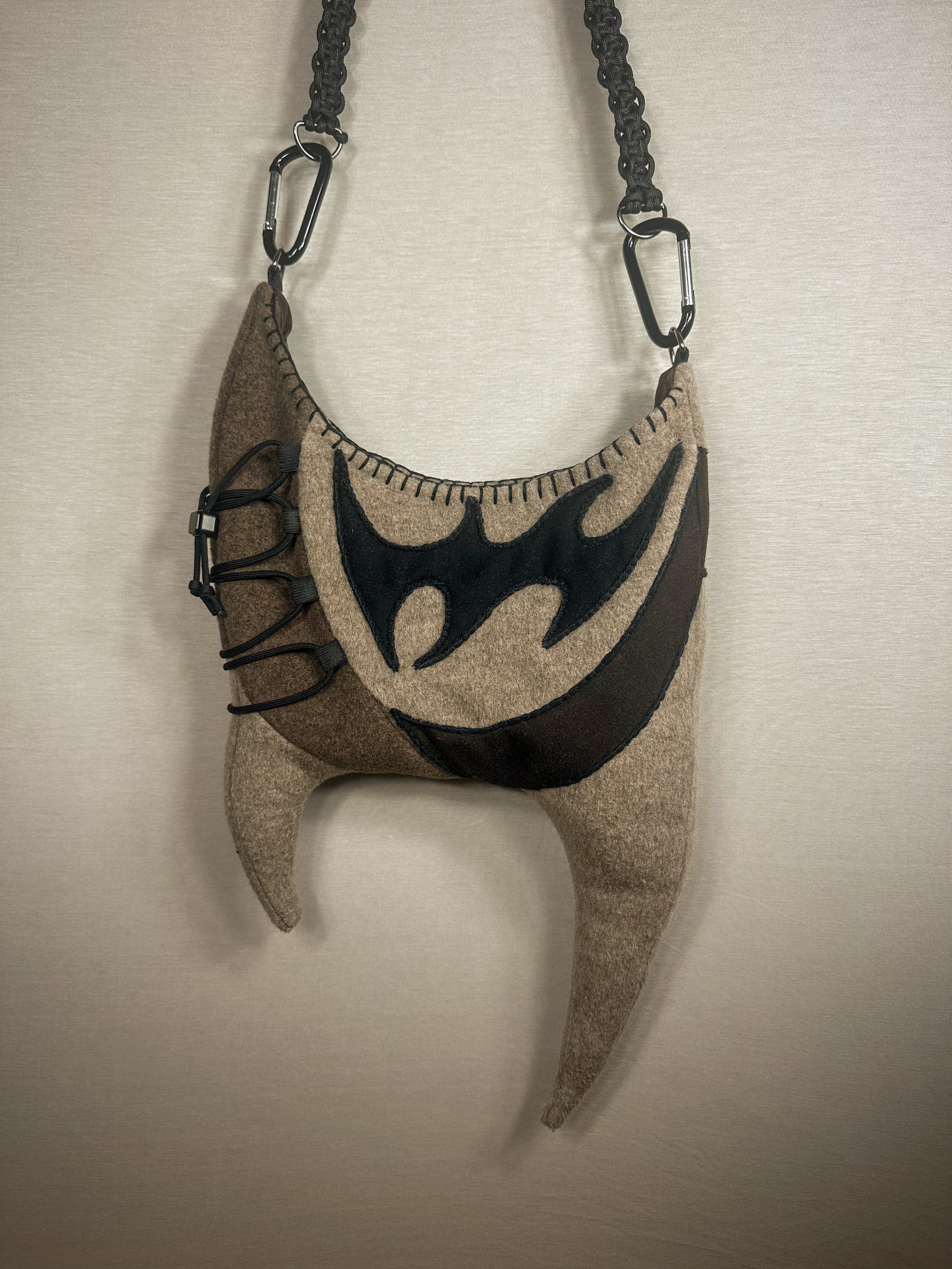Horn Pouch (3 Forms)